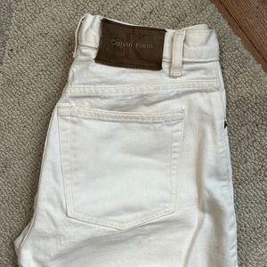VINTAGE CALVIN KLEIN CUT OFF WHITE DENIM